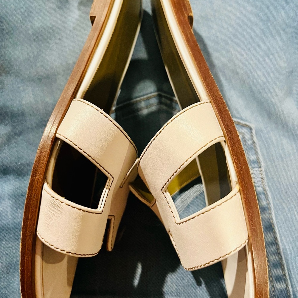 Hermes White and Olive Green Sandals - Picture 10 of 13